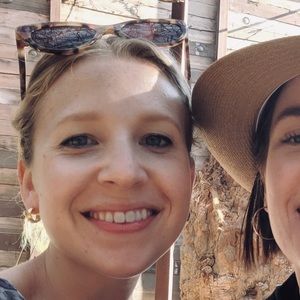 Meet your Posher, Laura